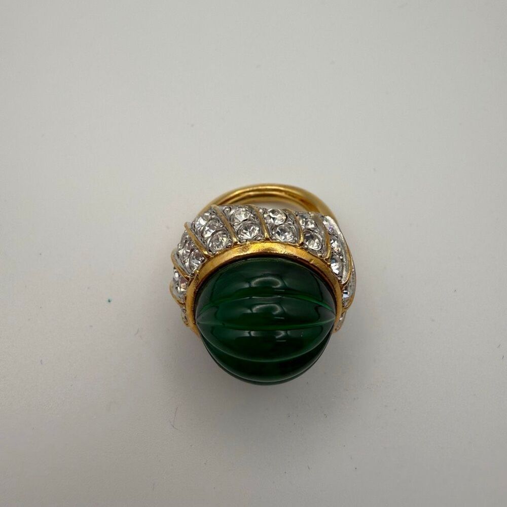 Kenneth Jay Lane Faux Jade Emerald Rhinestone Dome Cocktail Ring Adjustable5-5.5 - Picture 5 of 5